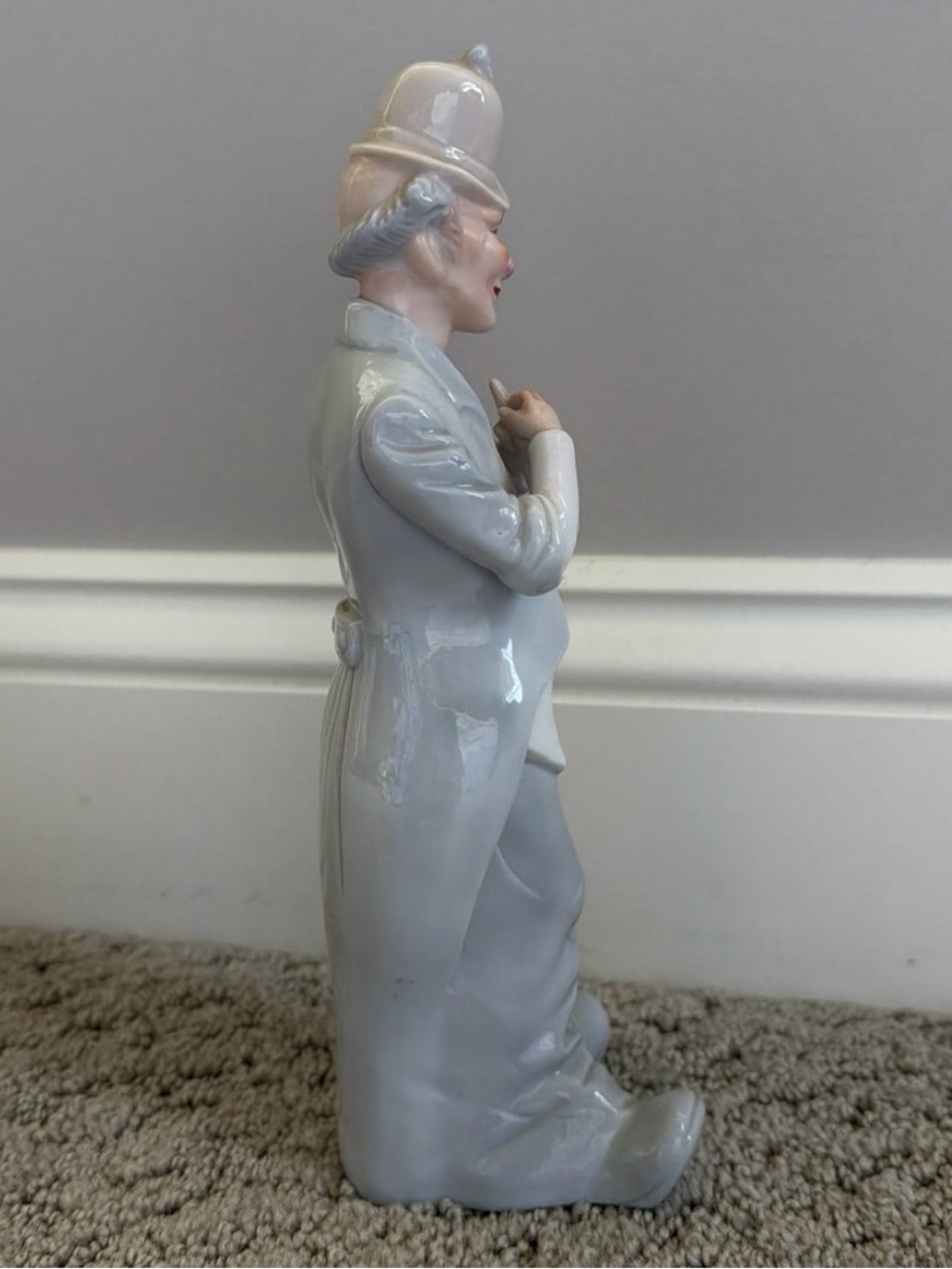 Vintage KMP Porcelain Figurine Clown Playing the Horn Musical Trio - Picture 4 of 12